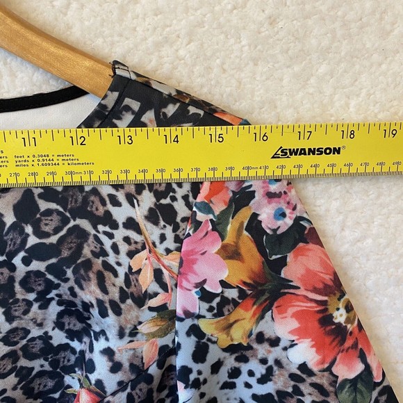 Venus Scuba Knit Floral Animal Print Stretch Dress Size Small Bell Sleeves - Picture 5 of 6